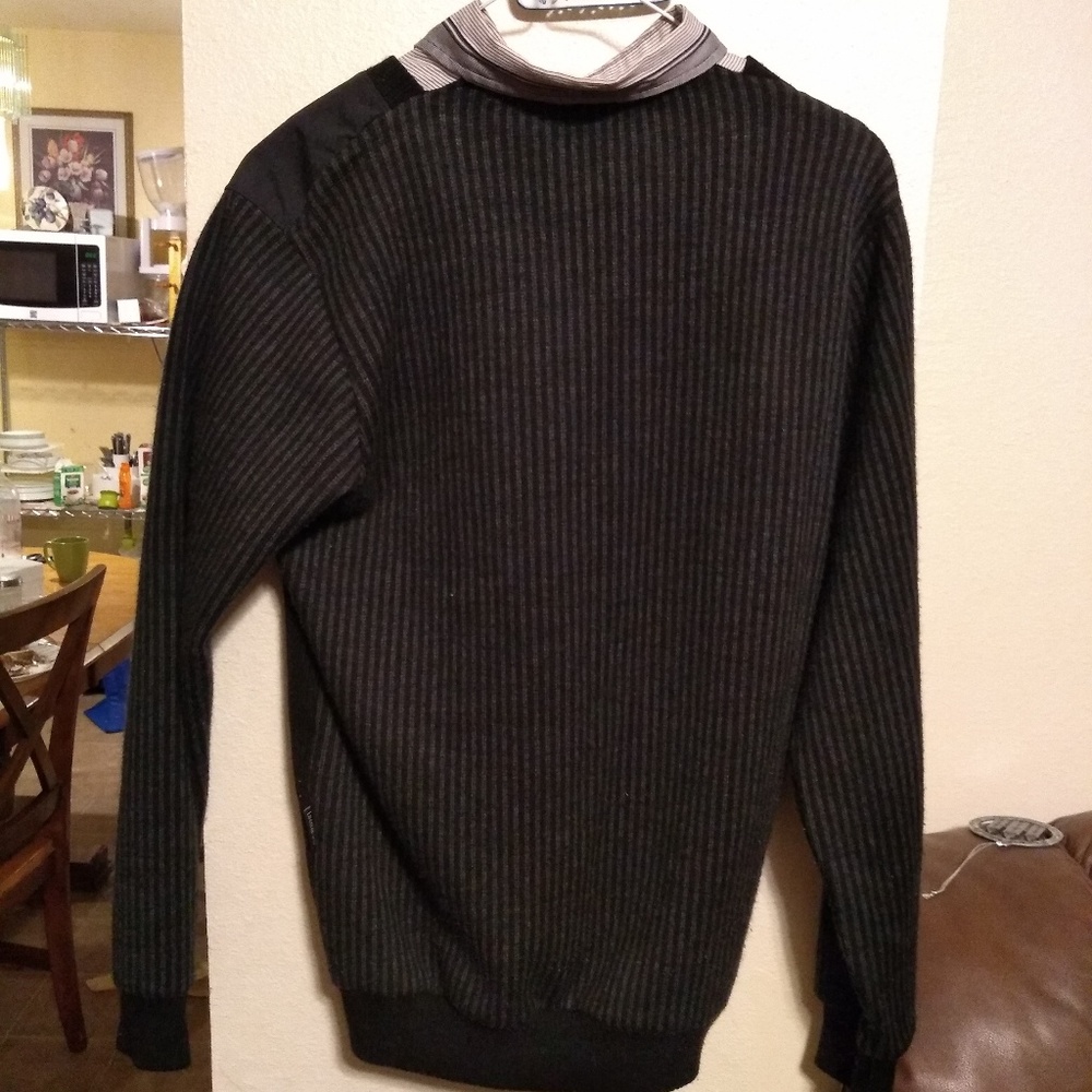 Sweater/button up - Picture 2 of 2